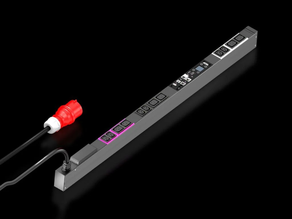 DK 7979332 PDU switched version