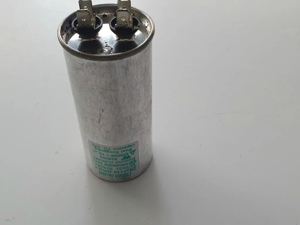 CBB65 25Mf 450Vac 550Vac 630Vac Run Kapasitör
